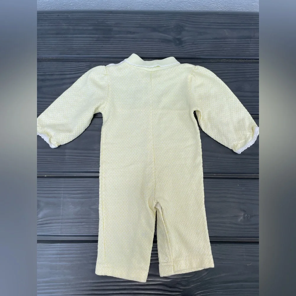 Vintage  Y2K 90’s Health-Tex Baby Girl Outfit  Sz. 6 Mos.